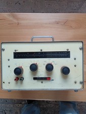 ADVANCE components Ltd 1960s Battery Powered Signal Generator No Battery