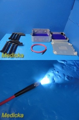 Stryker Invuity Eikon LT Lighted Retractor Sys W/ F/O Light & 8 Retractors~37771