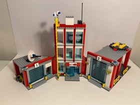LEGO CITY: Fire Station (60110)