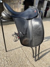 albion slk dressage saddle 17” mw