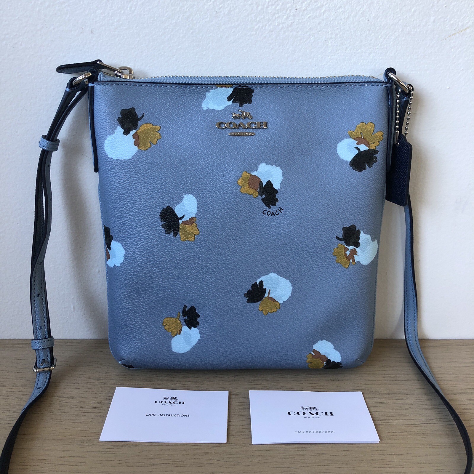 Coach Crossbody Messenger Bag Blue Foral Print Coated Canvas Like New