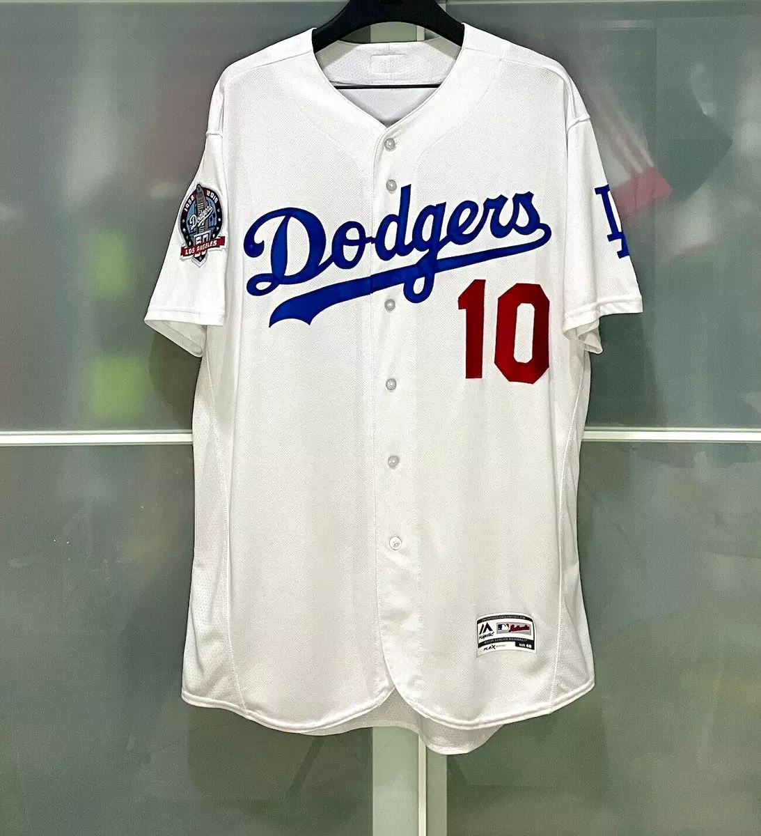 justin turner jersey number