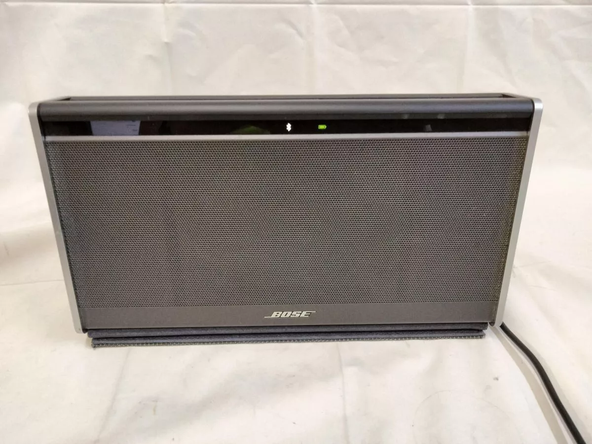 Bose Soundlink Mobile Speaker II 2 Wireless Bluetooth Portable Speaker  Working