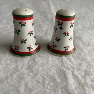Lefton Salt Pepper Shakers Holly Bow Bell Porcelain Japan Vintage 2509 Christmas