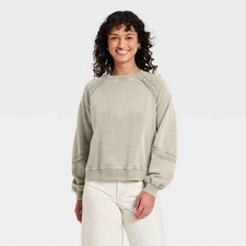 Women's Crochet Trim Sweatshirt - Universal Thread Green S