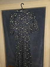 Vintage Richard Stump Abstract Print Midi Dress – Size 16S Button Front Belted