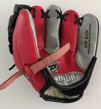 Franklin RTP 8.5 N Baseball Glove Red and Black. Right-Handed Thrower