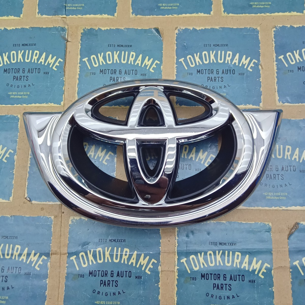 For Toyota Front Grill Grille Emblem Badge Size 15cm NEW 52441