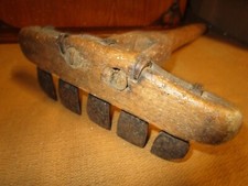 Outil ancien 19ème ou avant? En bois et métal / usage?