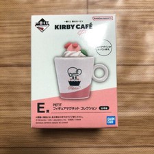 Ichiban Kuji Kirby Caf  PETIT Prize E PETIT Figure Magnet Collection 3.5cm