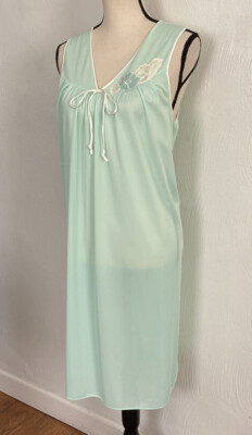 Lorraine Women s Nightgown Chemise Silky Nylon Sleeveless Vintage NWT Medium