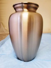 Modern Beautiful Design Handcrafted Urn for Human Ashes BA-612