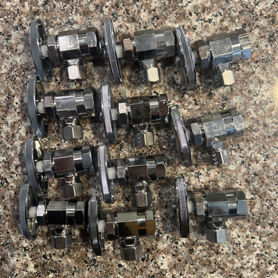 11 pcs Brasscraft  1/2 In. FIP x 3/8 In. Comp Outlet Multi Turn Angle Valve