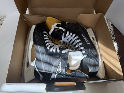 New In Box. Bauer Supreme S150 Super Ice Hockey Skates Men s Size 10 EE