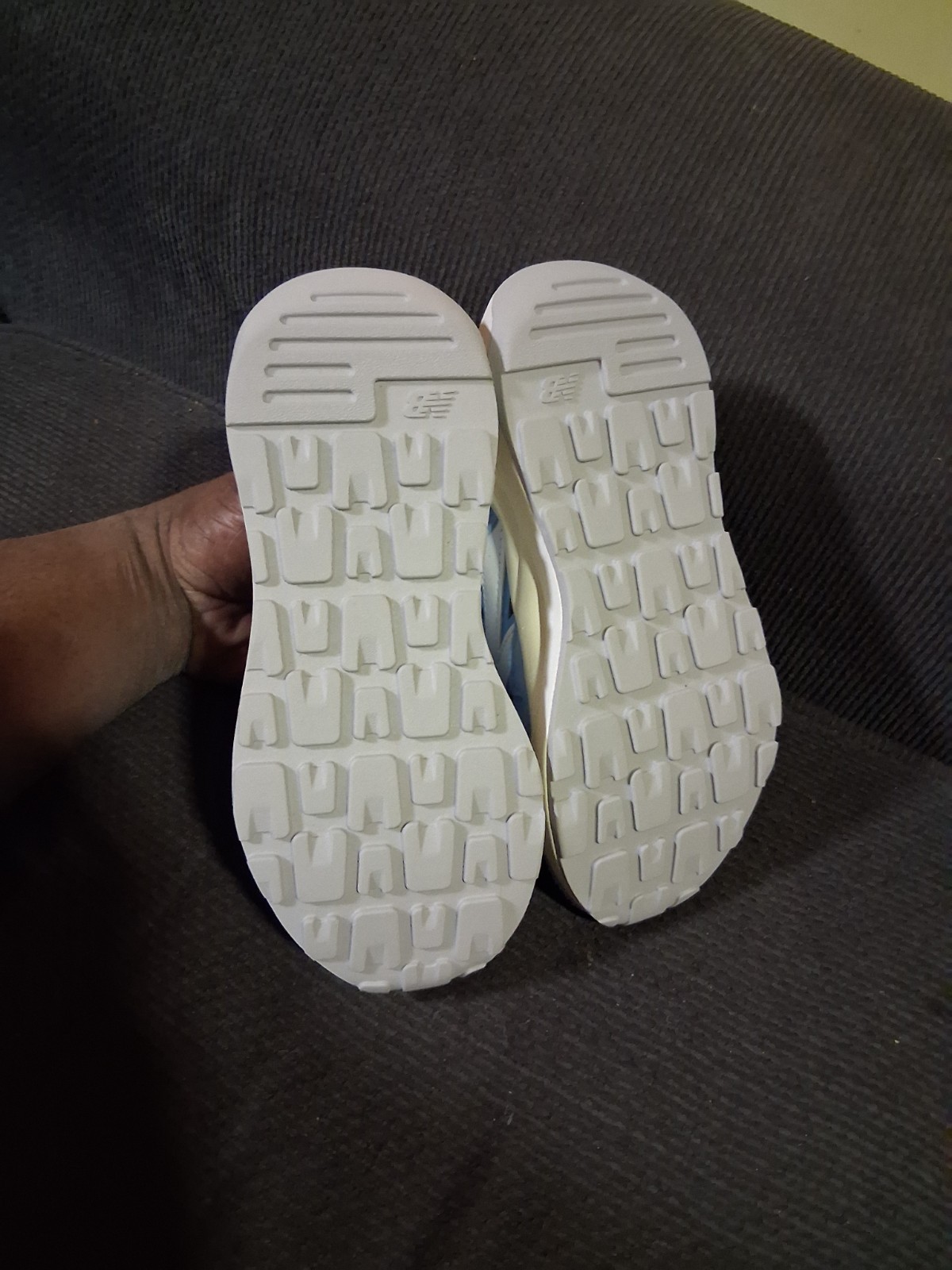 New Balance 57/40 Athletic Sneakers Women’s Size 5 Sky Blue Running Shoes thumbnail 6