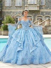 Elegant spaghetti strap Quinceanera Dress Stylish detachable sleeves Party Dress