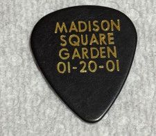 ERIC CLAPTON GUITAR PICK WORLD TOUR MSG 01/20/01 CONCERT STAGE HIS BAND PLECTRUM