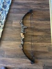 Martin M-44 Firecat Right Handed Compound Bow - Camo & Wood
