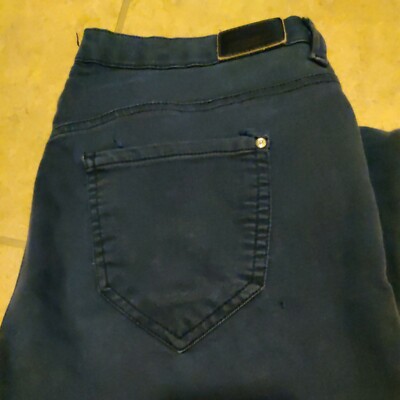Z1975 Denim womans sz 10 blue jeans skinny leg with zippers mid rise zip pockets