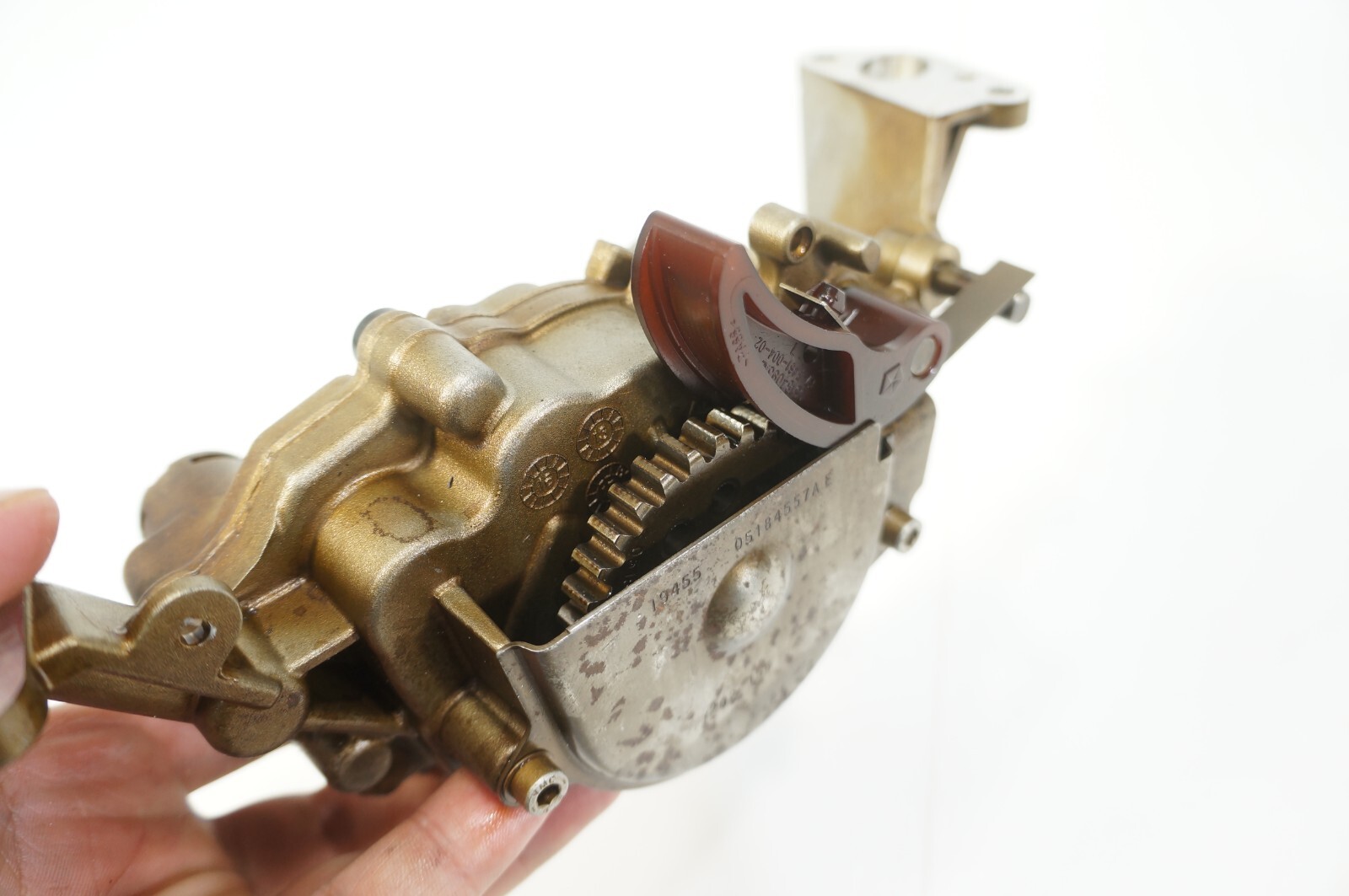2014-2019 maserati ghibli 3.0l v6 engine motor oil pump OEM