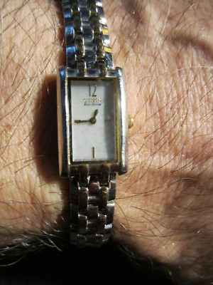 LADIES' CITIZEN ECO DRIVE WATCH MOP FACE TWO TONE BAND FITS 7'' WRIST - BBA-17A