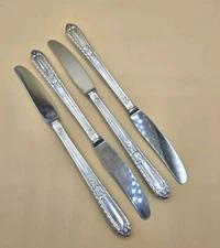 Holmes & Edwards I S Vtg 4 MASTERPIECE Dinner Knives, Silverplate 8.5" 