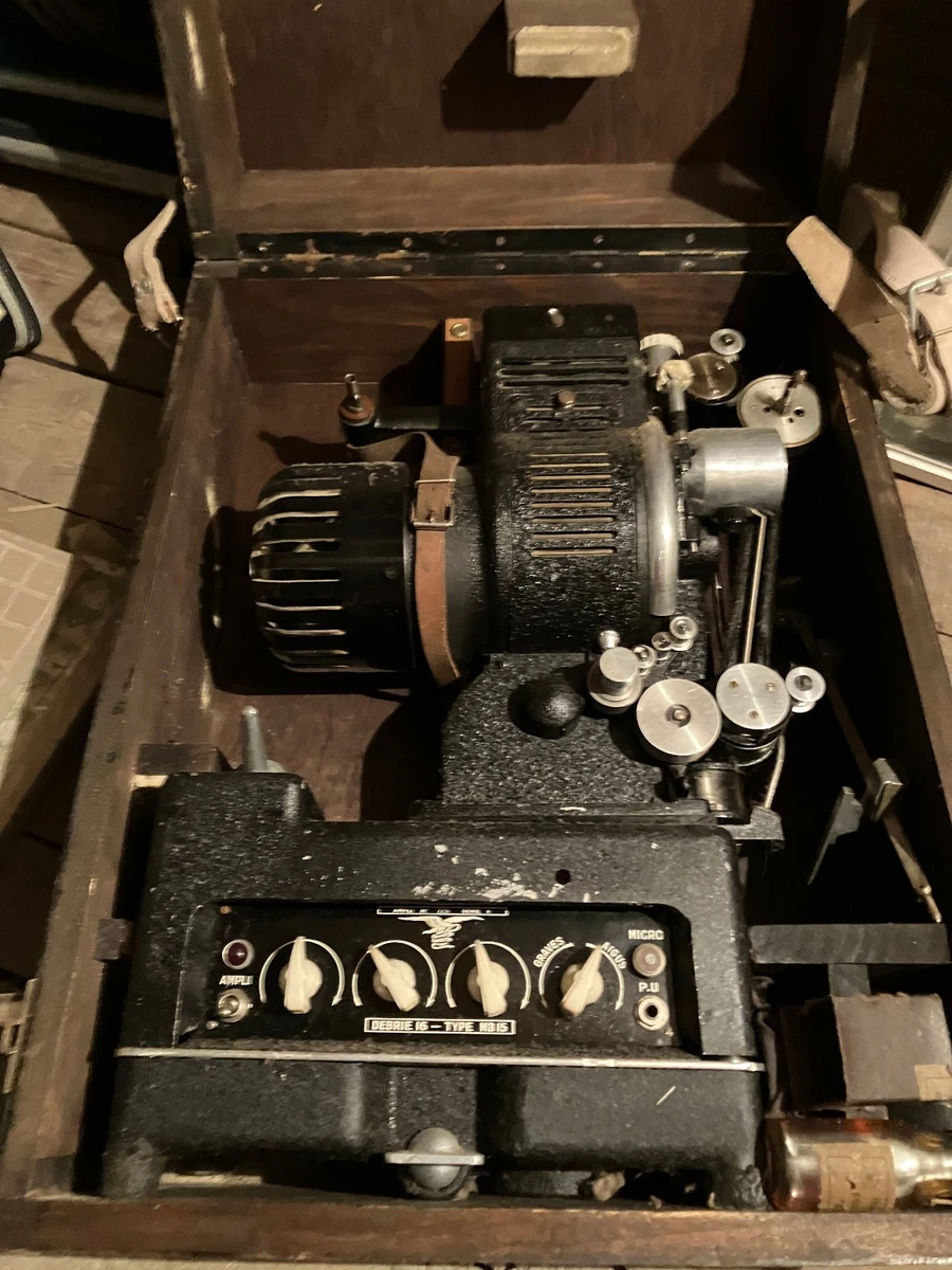 Debrie dans projecteurs et caméras 8, 16 et 35mm