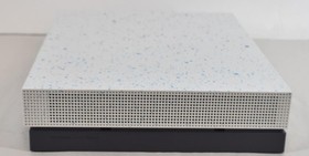 Xbox One w Power Cable and 1 Controller/3 Games (B0176G)