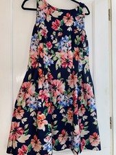 Vince Camuto Blue and White Floral  Fit n flare  Dress Size 12