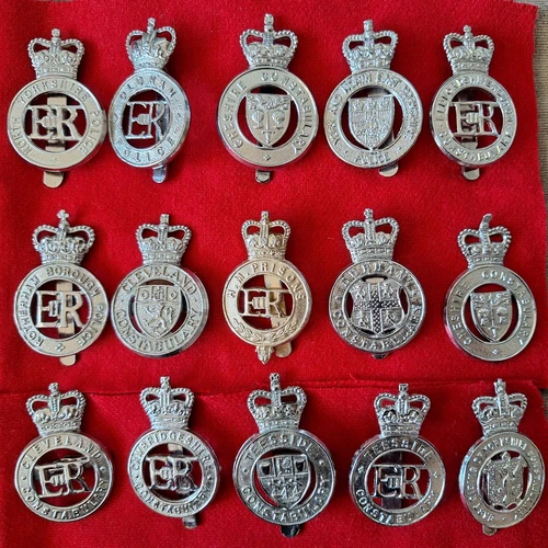 UK BRITISH POLICE COLLECTION 15 BADGE