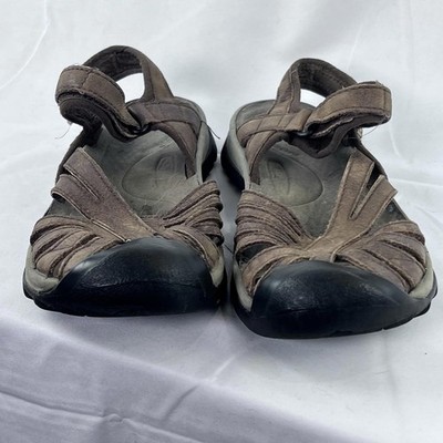 Keen Rose Sandals Womens Gray/Brown Shoe Criss Cross Strap Closed Toe 7.5/8 Size
