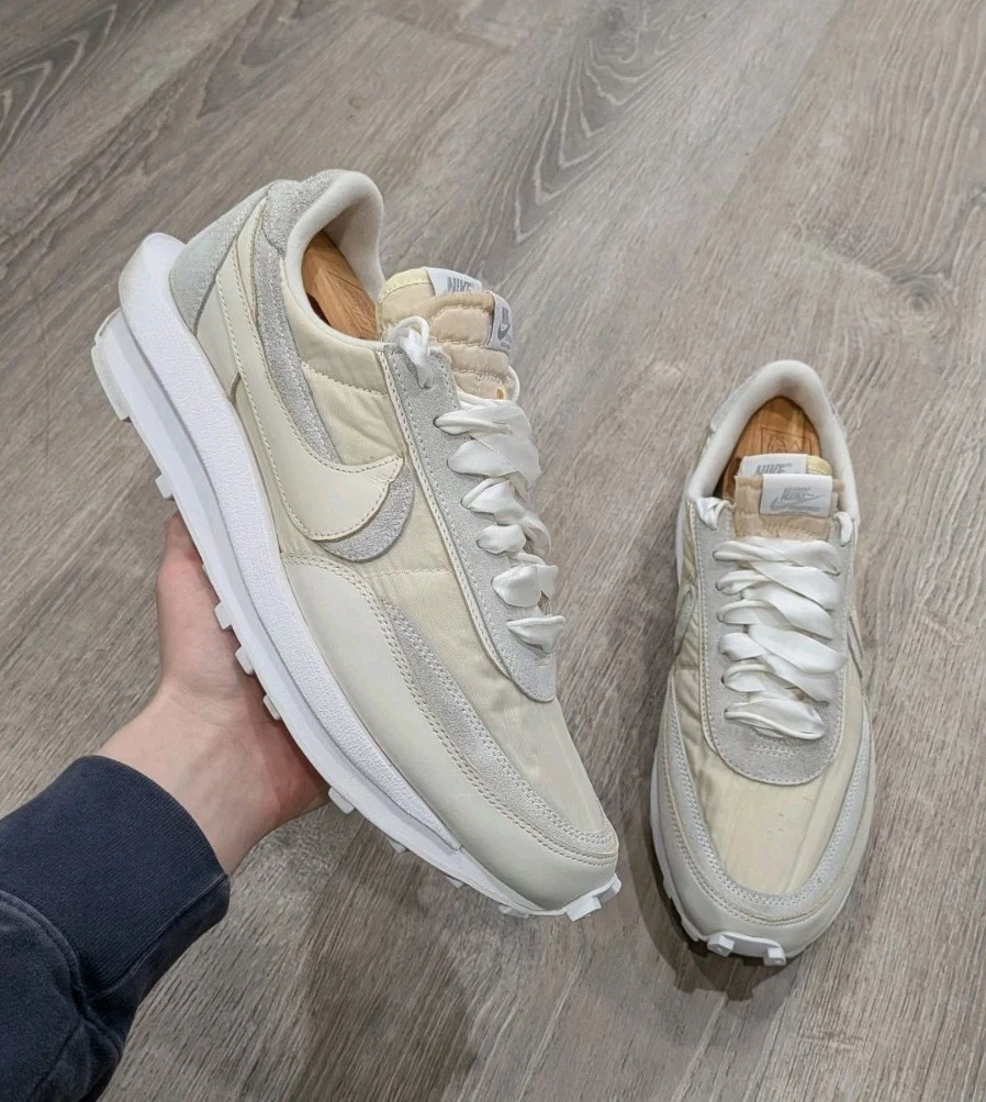 シューズ NIKE LDWAFFLE/SACAI triple White ナイキ x sacai 'LDV Waffle' 発売日. Nike SNKRS