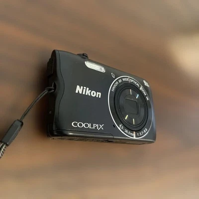 Nikon Coolpix A300 Digital Camera 20.1 MP 8x Optical Zoom Built-in