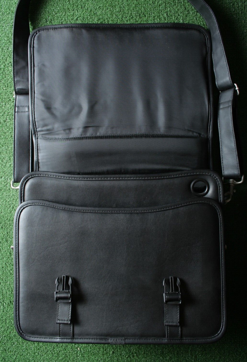 APC Black Leather Laptop Briefcase Messenger Bag w/Sh… Gem