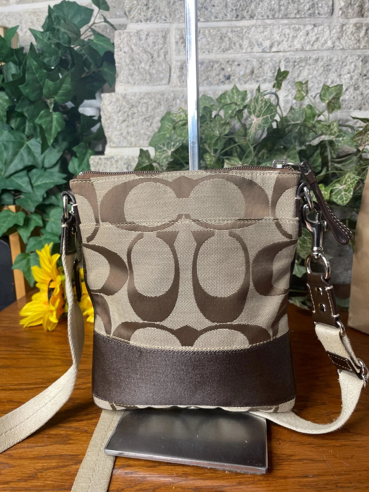 BORSA A TRACOLLA COACH KAKI SIGNATURE SWINGPACK A RIGHE BORSA A TRACOLLA BORSETTA