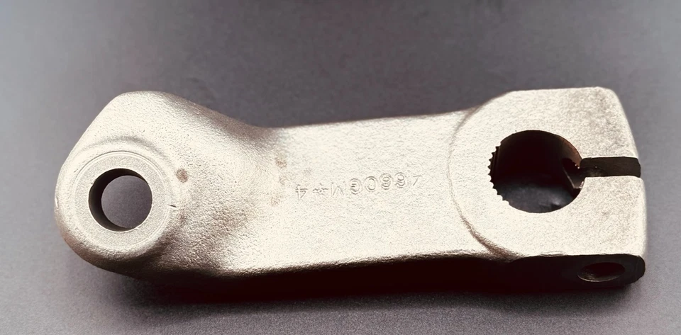 1969-87 Chevrolet GMC Trucks 4X4 used power steering pitman arm GMT 9828A — 第 2/4 张图片