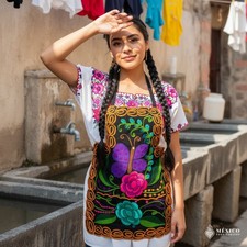 Mexican womas embroidered apron