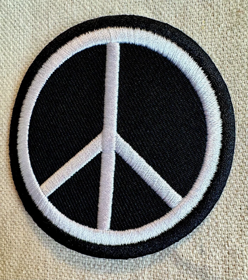 BLACK WHITE PEACE SIGN PATCH HIPPIE SUMMER OF LOVE embroidered iron-on APPLIQUE - Image 4 of 4