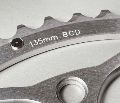 Plateaux de vélo argentés Campagnolo