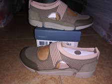 clarks tri tone shoes