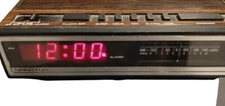 Woodgrain SPARTUS Alarm Clock AM FM Radio Model 0107 Red LED Display 