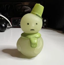 SMISKI  Series 2 Secret Snowman GLOW IN THE DARK Figure Winter Japan Rare