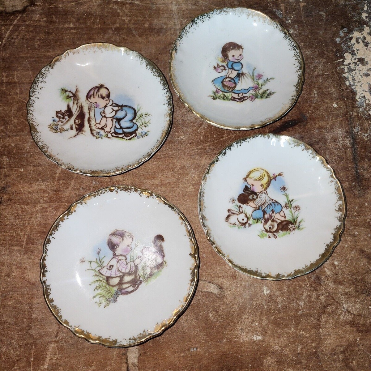 4 Small Mini Porcelain Trinket Trays Tea Bag Plates Japan Vintage