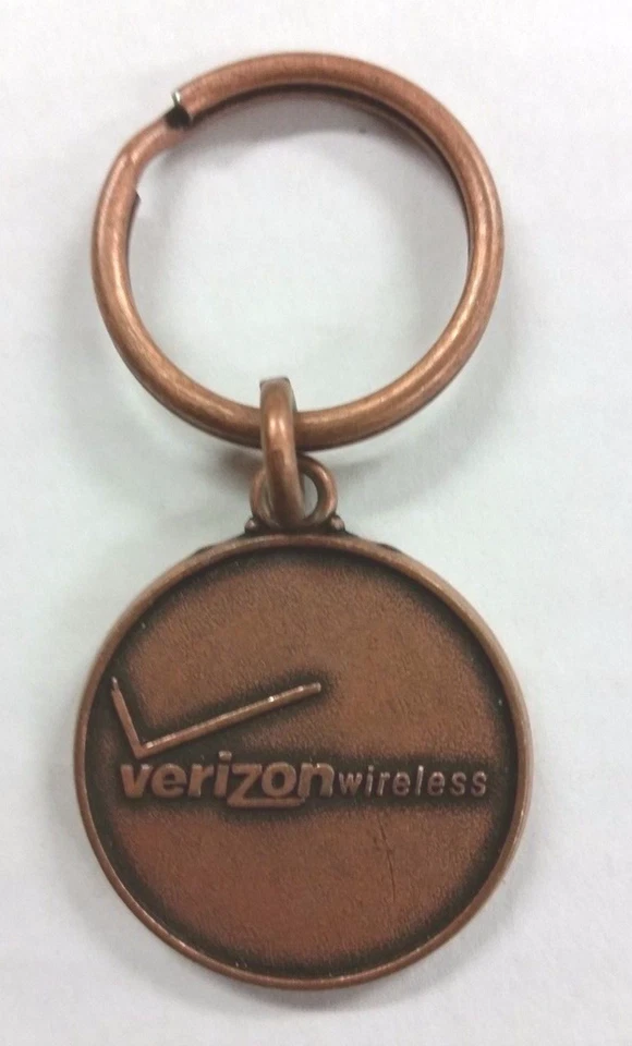 NEW YORK YANKEES BASEBALL MLB SGA NY YANKEES STADIUM KEY CHAIN KEYRING VERIZON - Image 2 of 2