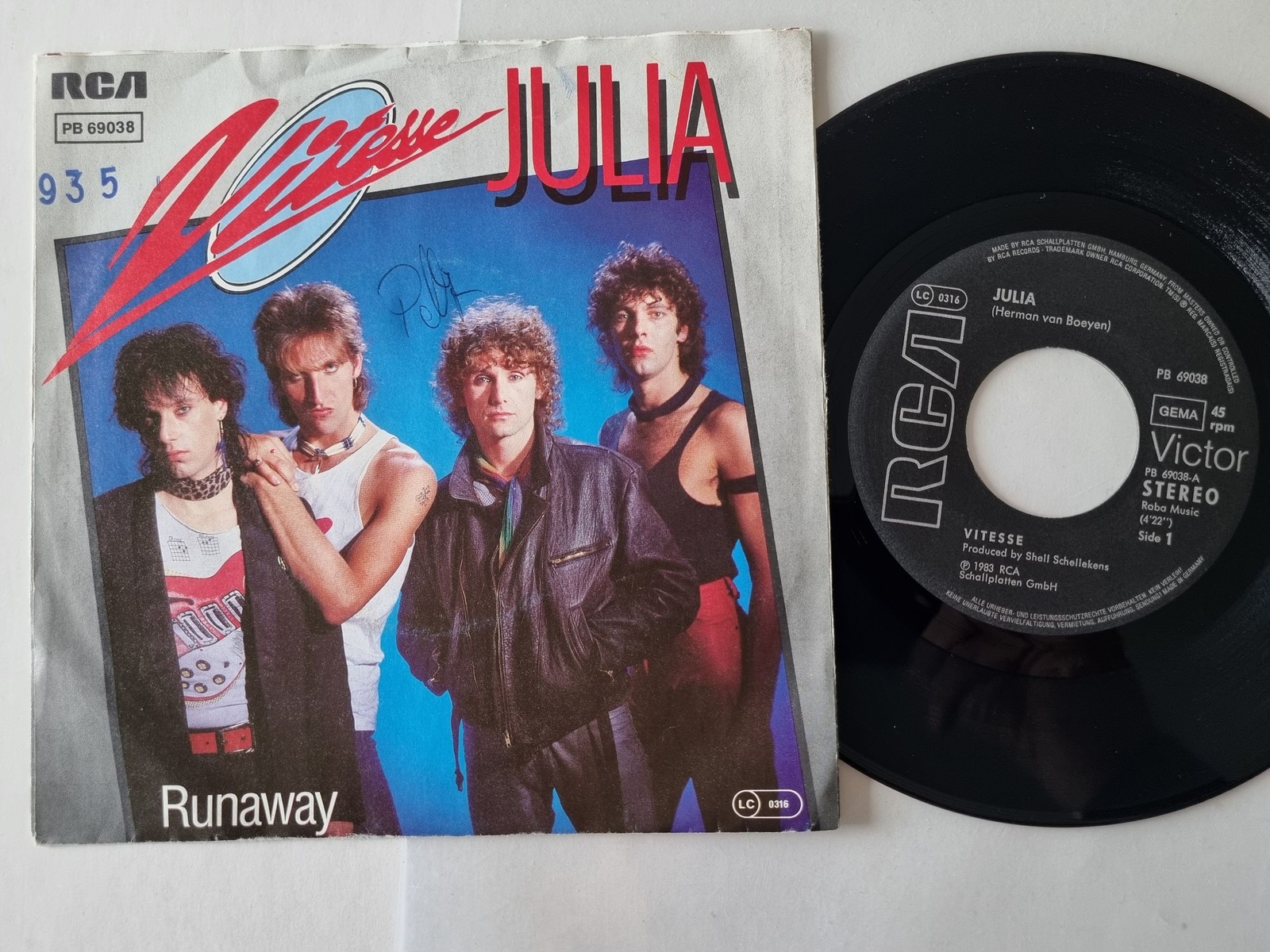 Vitesse - Julia/ Runaway 7'' Vinyl Germany