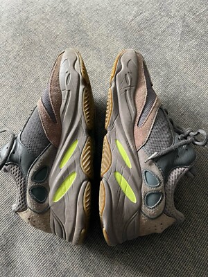 ebay yeezy 700 mauve