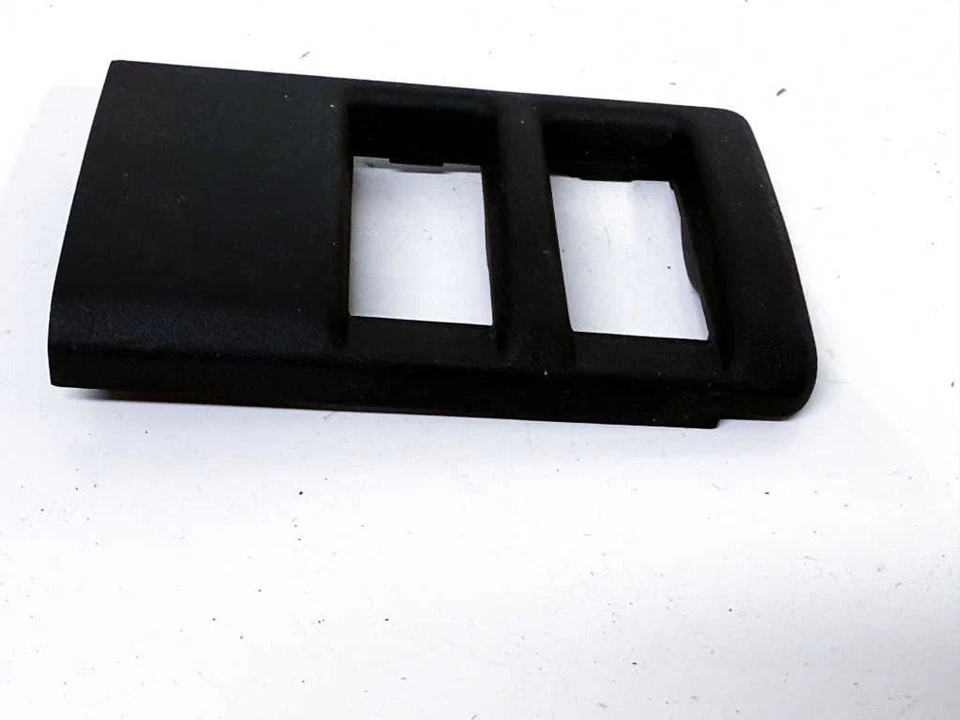 81-91 Mercedes W126 450SEL 380SE Cubierta Interruptor Puerta Trasera Derecha 1267660691 NUEVO NLA Foto 4 de 4