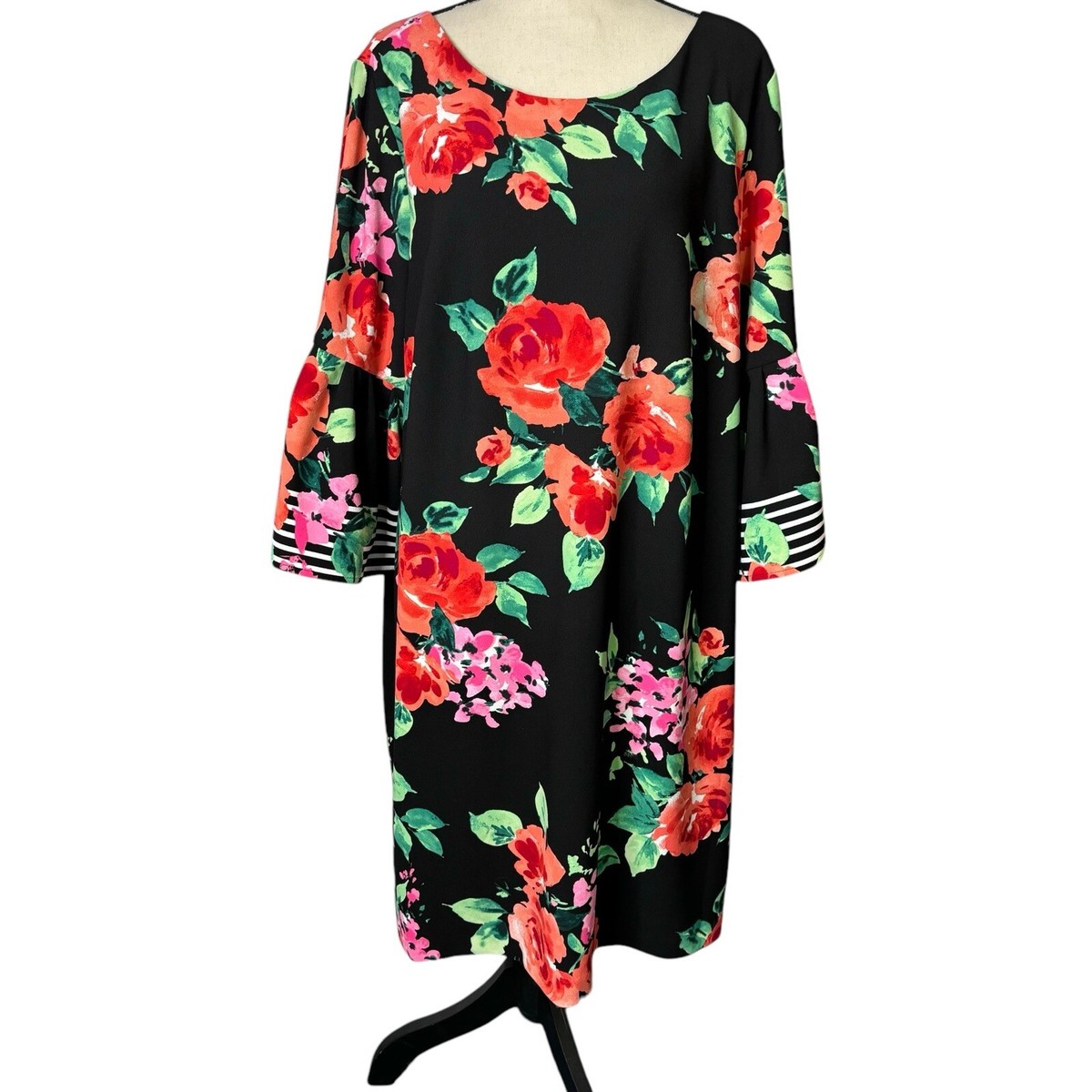 Jessica Howard Dress Womens 22W Black Floral Knit 3/4 Bell Sleeve