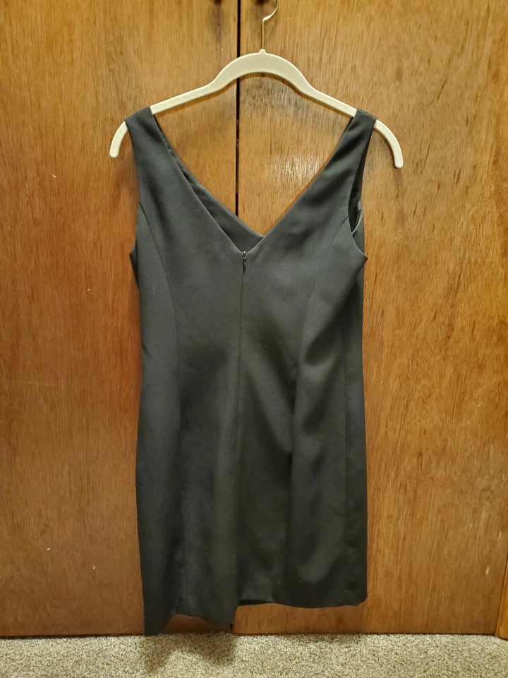 MODA INTERNATIONAL 2 Piezas Chaqueta Negra y Vestido Sin Mangas Talla 6 Mujer Foto 4 de 4