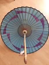 antiker Schirm aus Papier, evtl. China oder Asien, Reispapier und Lack, um 1900